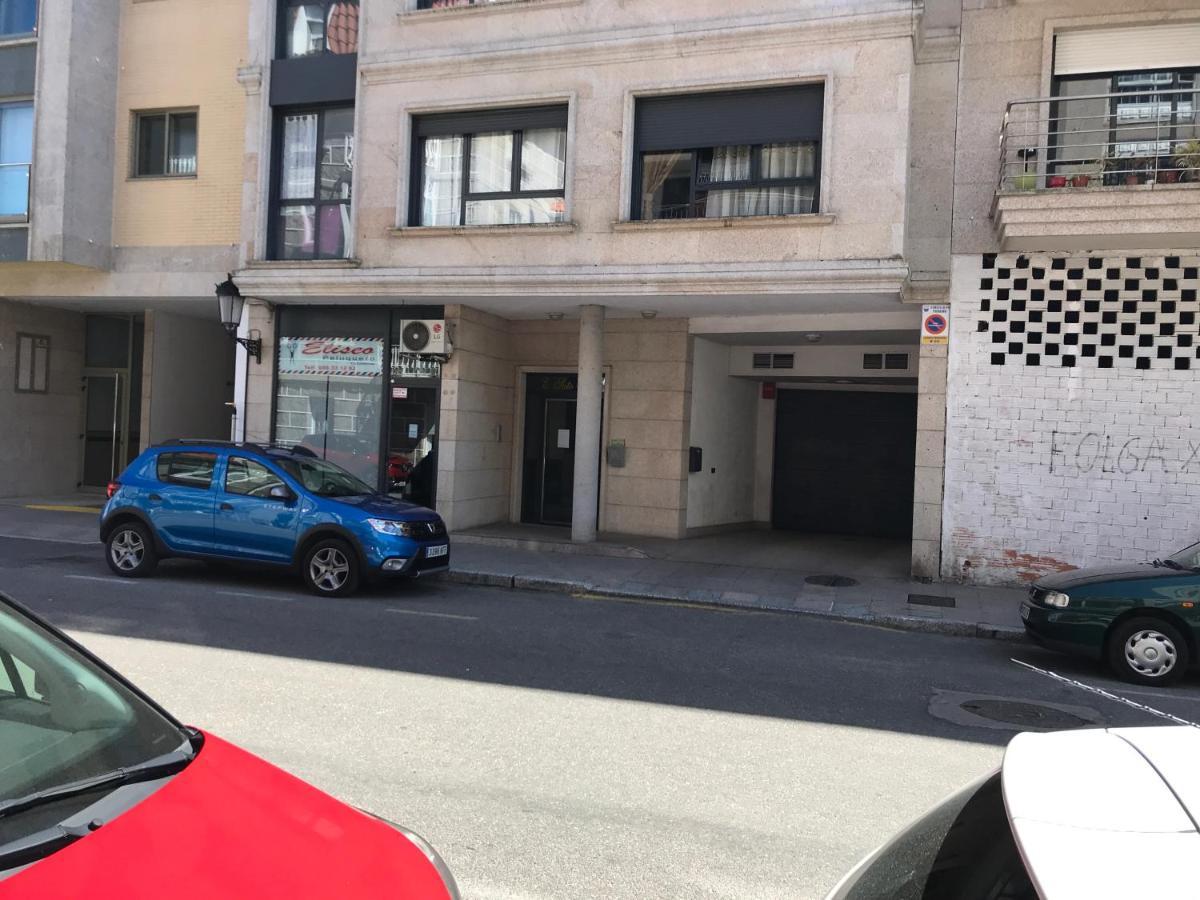 Acogedor Apartamento Atico En El Centro De O Porrino Luaran gambar